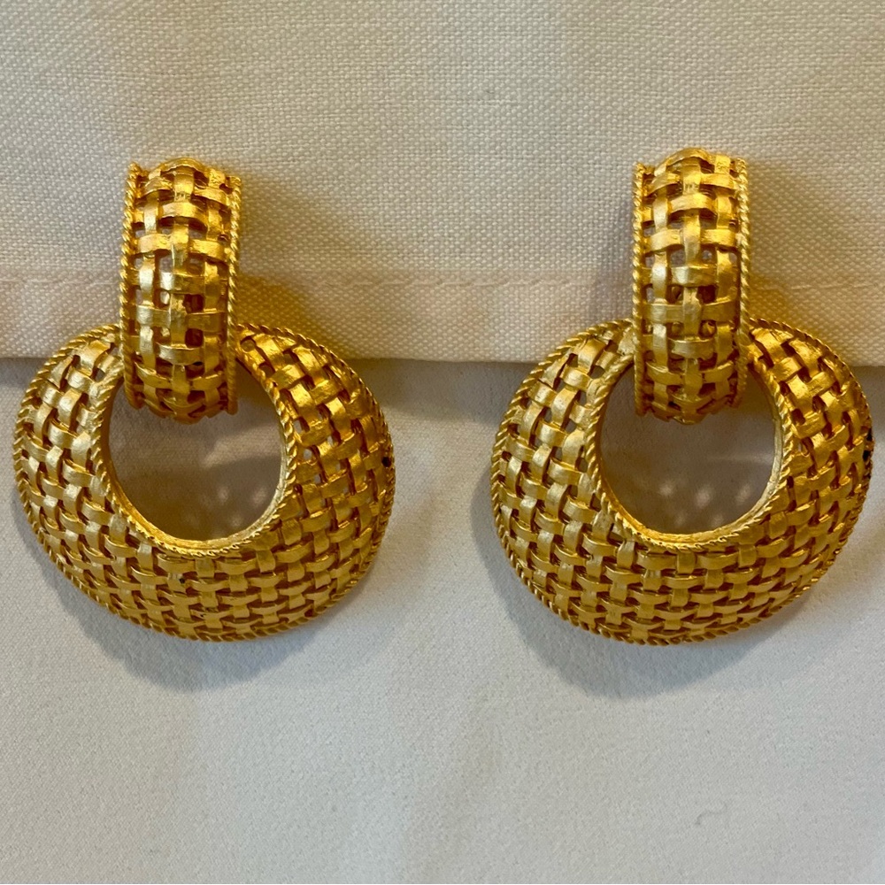 2 Piece Golden Woven Earrings